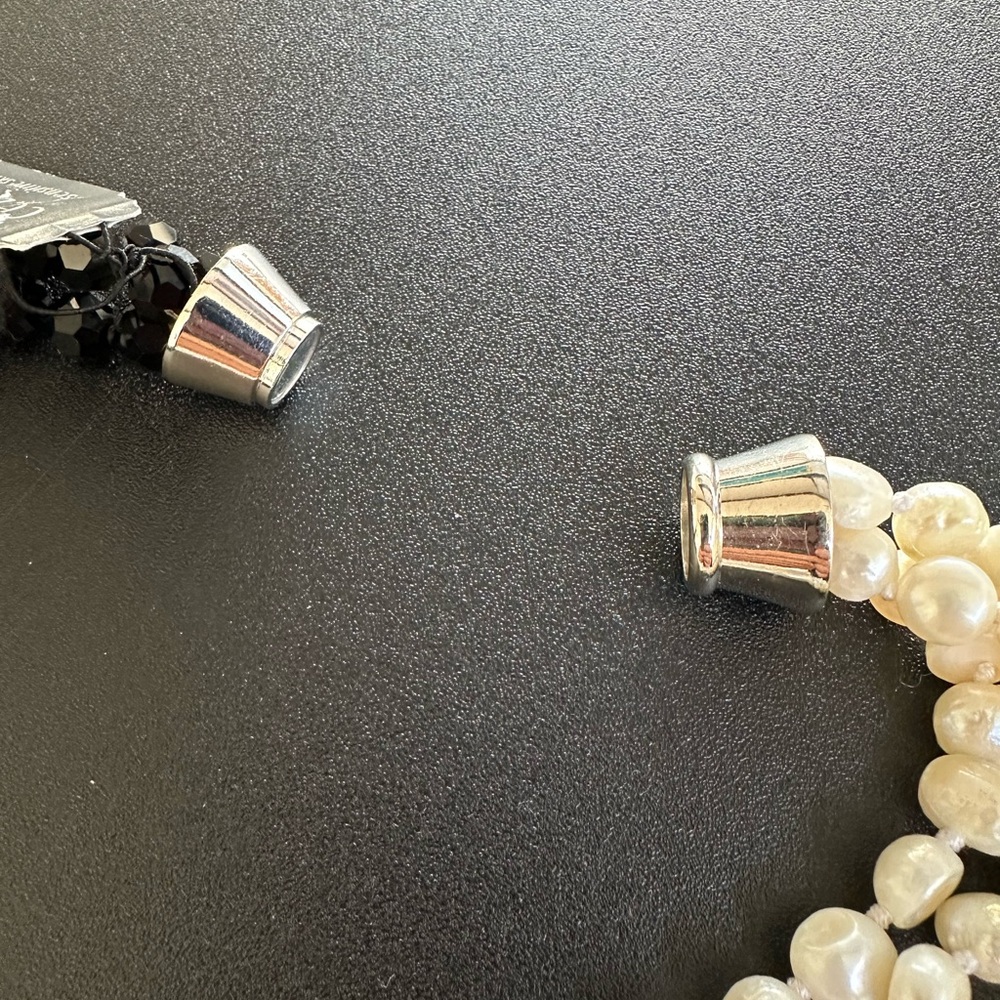NWT!! Cezanne Freshwater Pearl Necklace - Picture 3 of 4